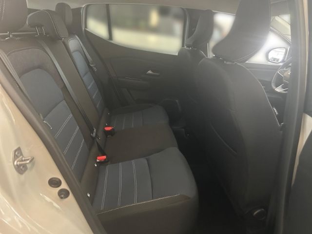 Fahrzeugabbildung Dacia Sandero III Journey Eco G 120 Technik+Winter+Dri