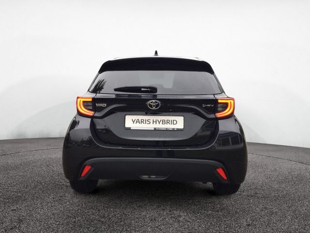 Yaris 1.5 Hybrid Style PDC SHZ KAMERA ACC LED