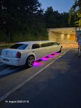 Chrysler  Chrysler 300C Stretchlimo | Event-Ready & Top-O - Chrysler: T C