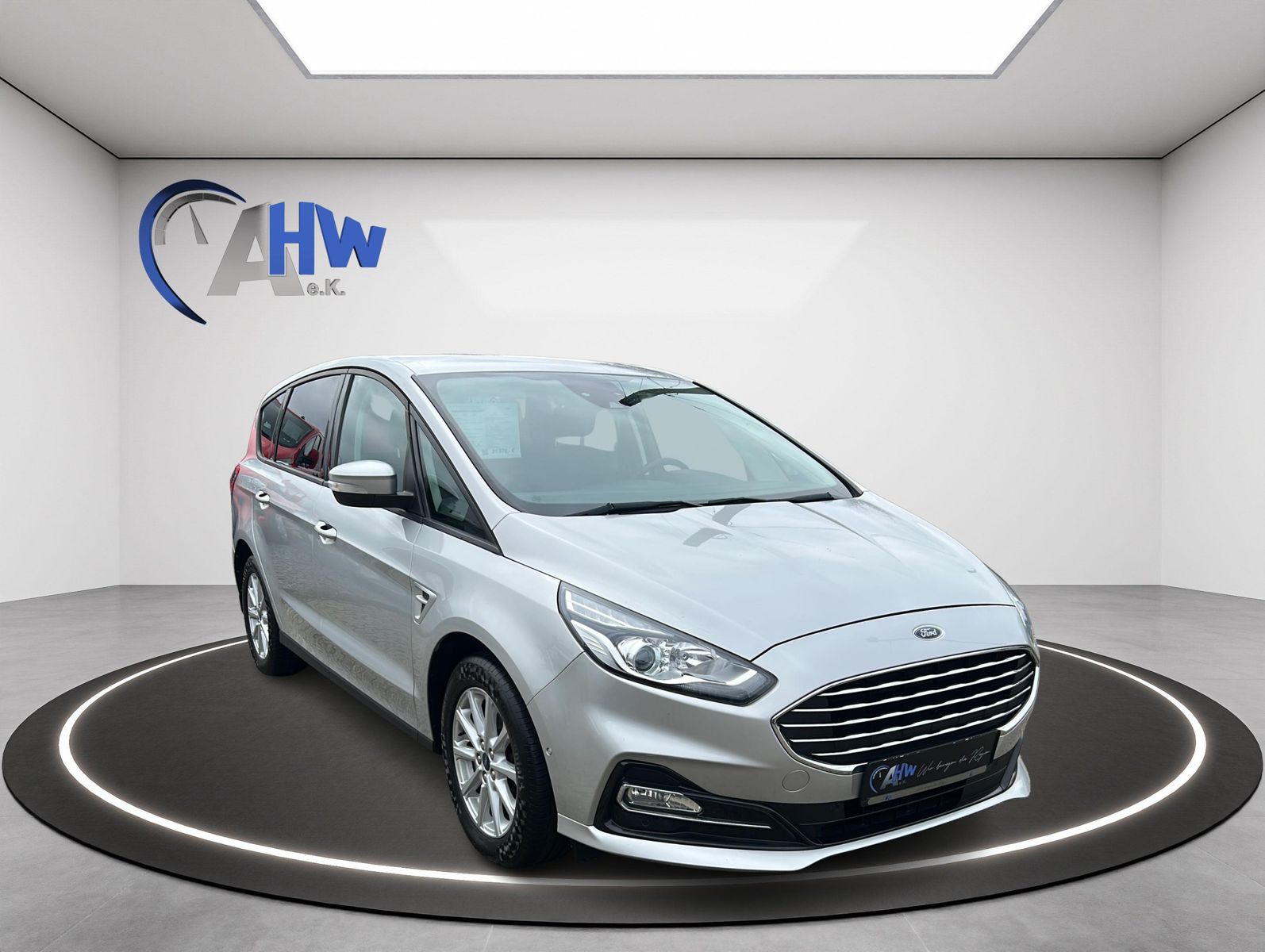 Fahrzeugabbildung Ford S-MAX 2,0 EcoBlue. Aut. TREND