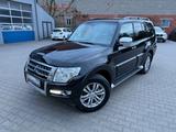 Mitsubishi Pajero 3.2DI-D Top*Vollaustattung*7Sitzer*1.Hand - Mitsubishi Pajero: Top