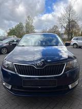 Skoda Rapid 1.2 TSI Cool Edition Spaceback Cool Ed... - Skoda Rapid Edition mit Benzin-Antrieb