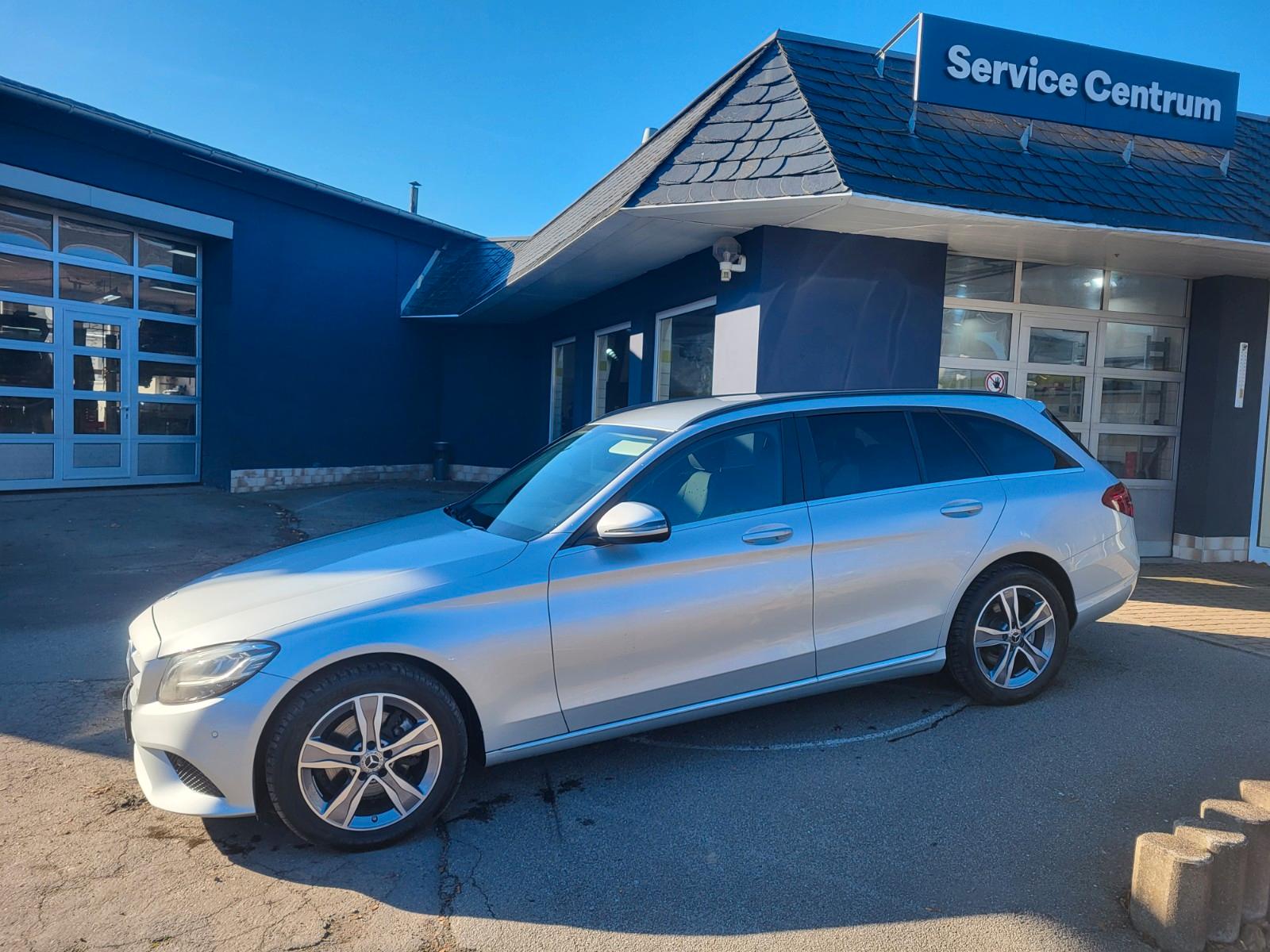 Mercedes-Benz C 220 C T-Modell C 220 T d 4Matic