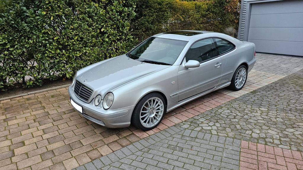Mercedes-Benz CLK 55 AMG