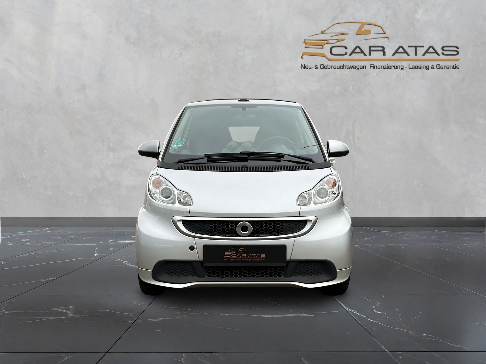 Fahrzeugabbildung Smart ForTwo Cabrio MHd AUT. KLIMAAUT. SITZHEIZUNG