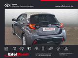 Toyota Yaris Elegant Navi 15 Jahre Relax Garantie - Toyota Yaris: Elegant