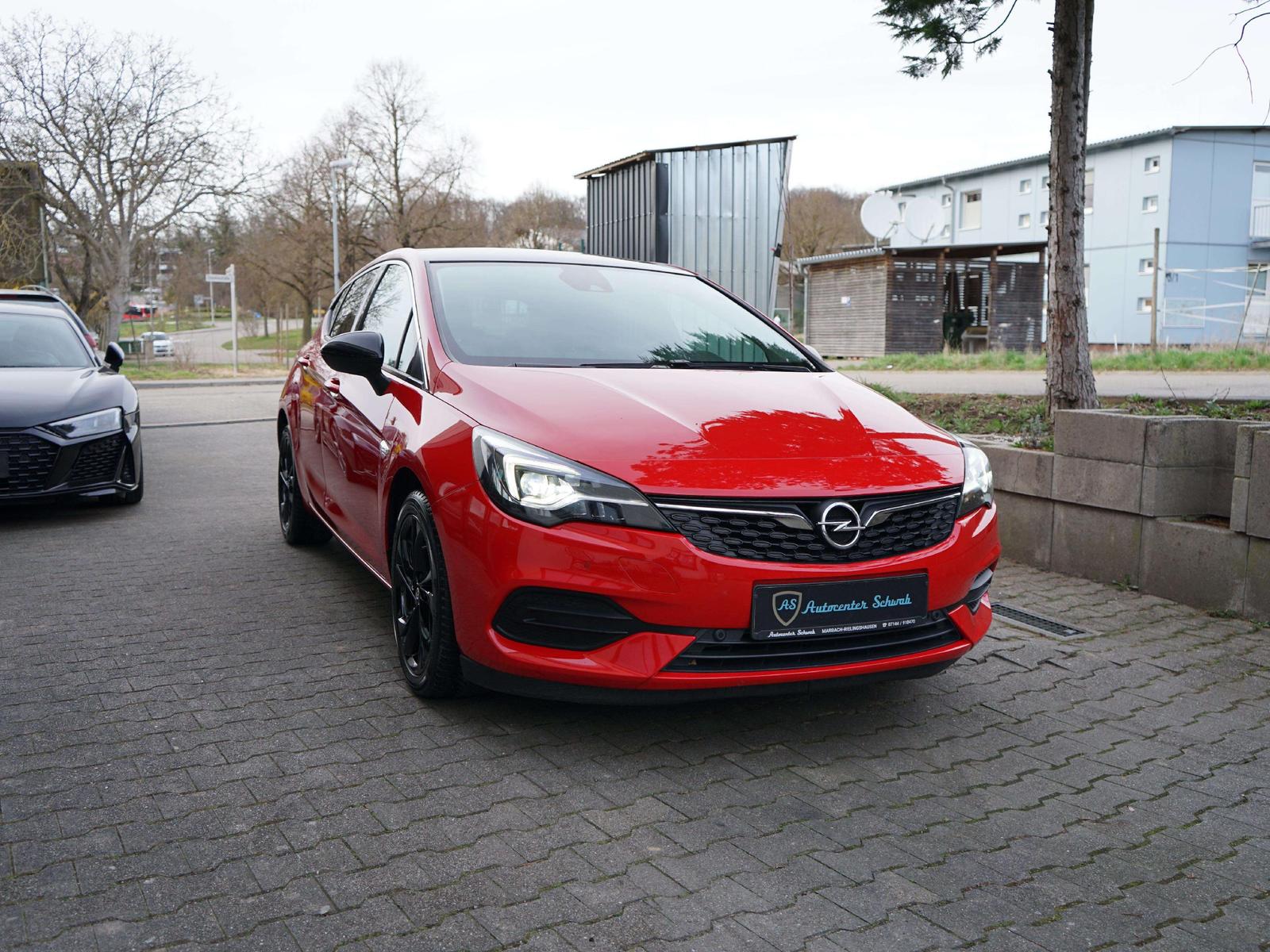 Opel Astra Elegance-NAVi-Bi XENON-R KAMERA-PDC-LED