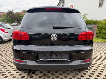 Volkswagen Tiguan - 6
