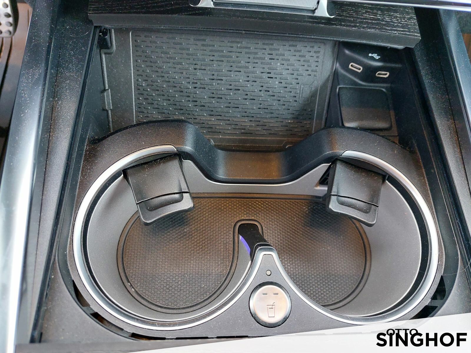 Fahrzeugabbildung Mercedes-Benz G 450 d AMG +Superior+Night+AHK+dyn.LED+360°+20"