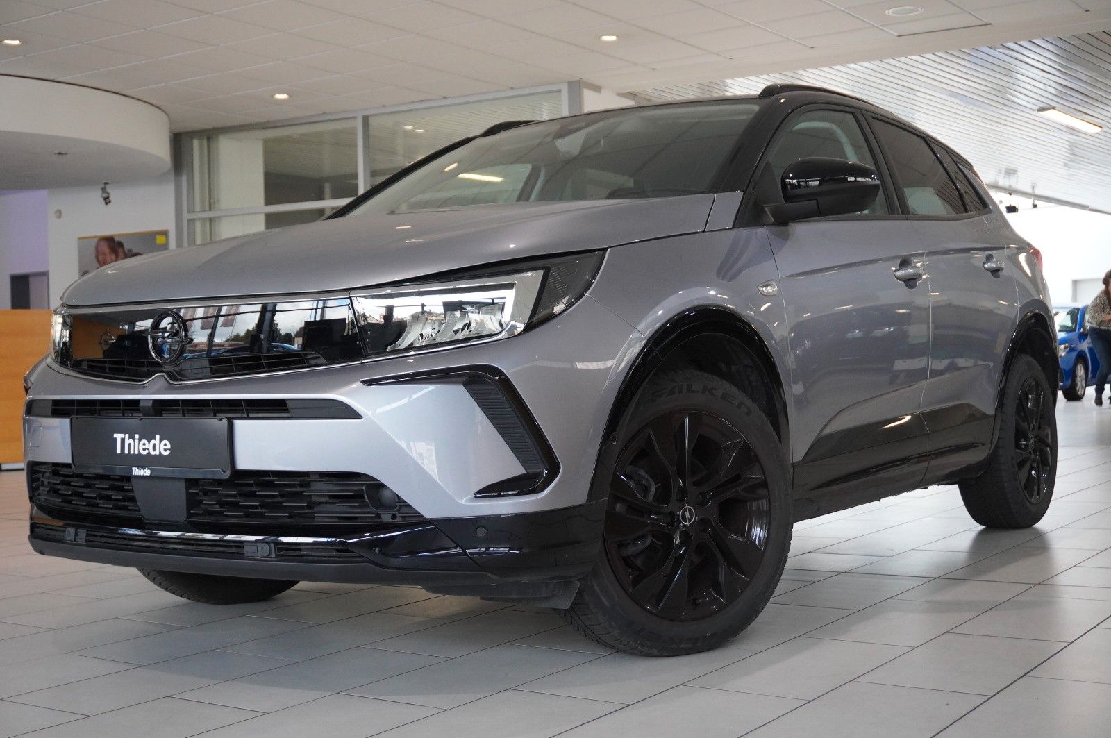 Fahrzeugabbildung Opel Grandland (X) 1.2T GS LINE NAVI/LED/KAMERA/DAB+