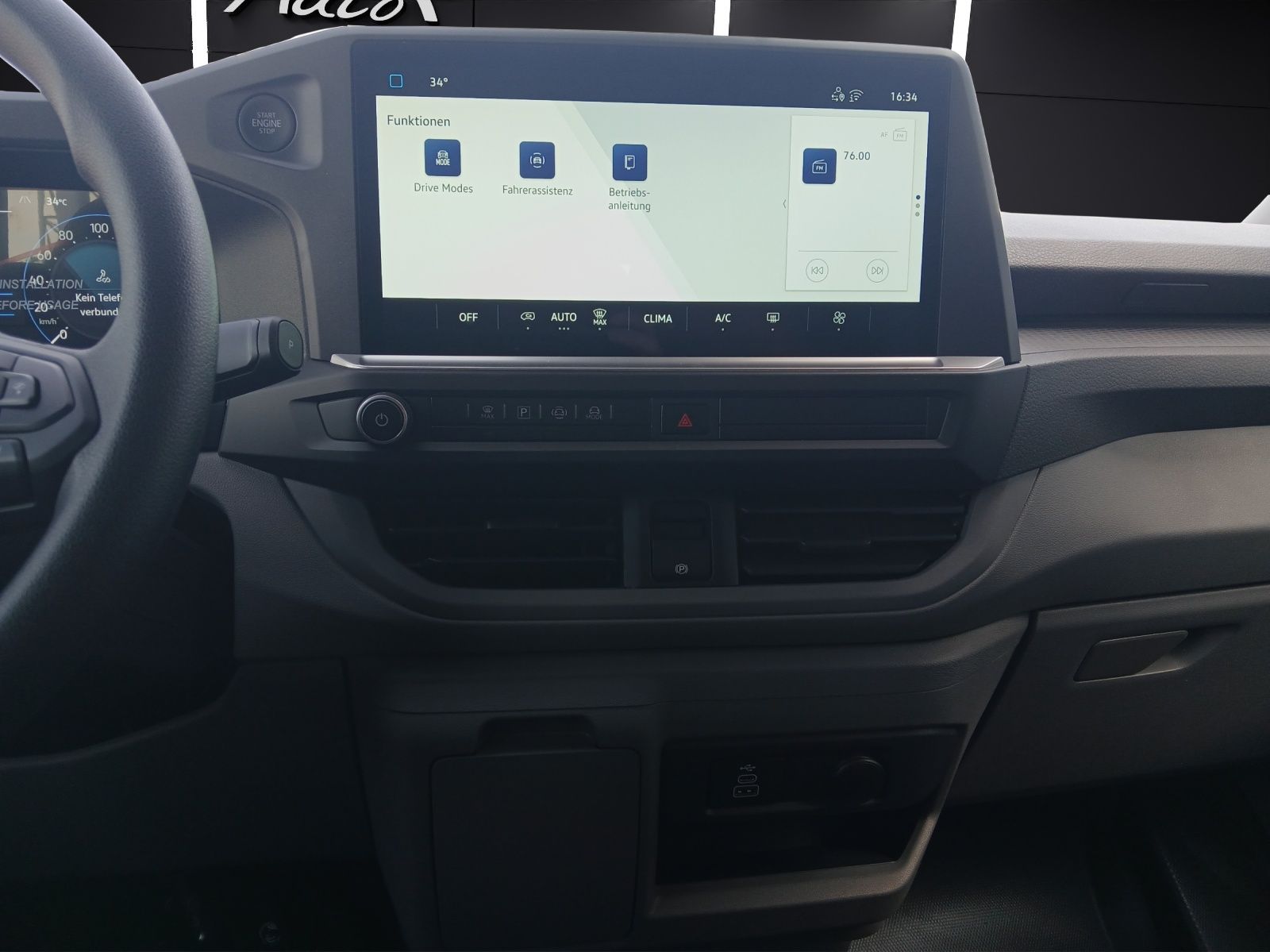 Fahrzeugabbildung Volkswagen T7 Transporter Kombi TDI LR KLIMA RFK PDK
