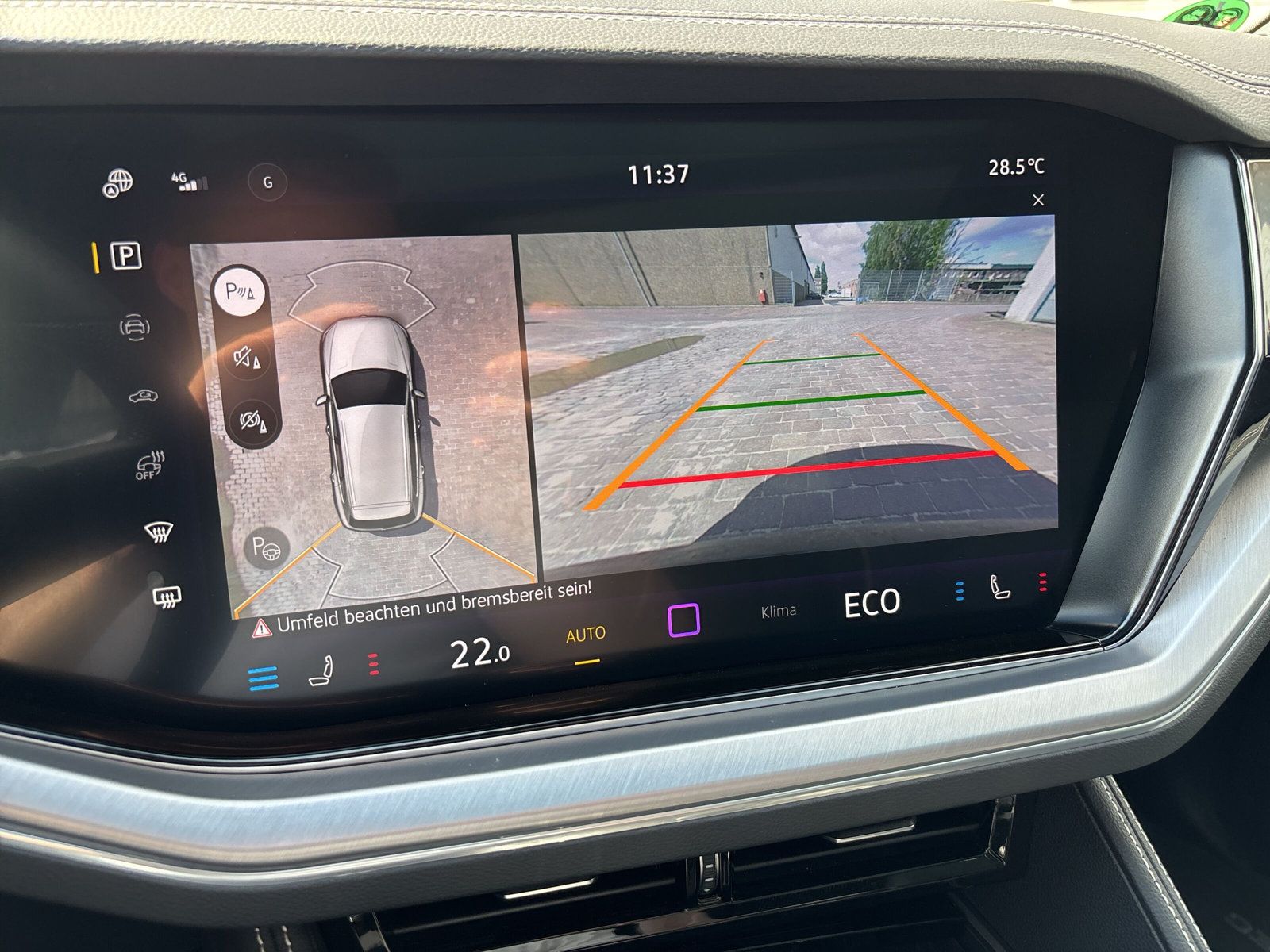 Fahrzeugabbildung Volkswagen Touareg 3.0 TDI 4Mot. R-Line AHK PANO HuD Keyles