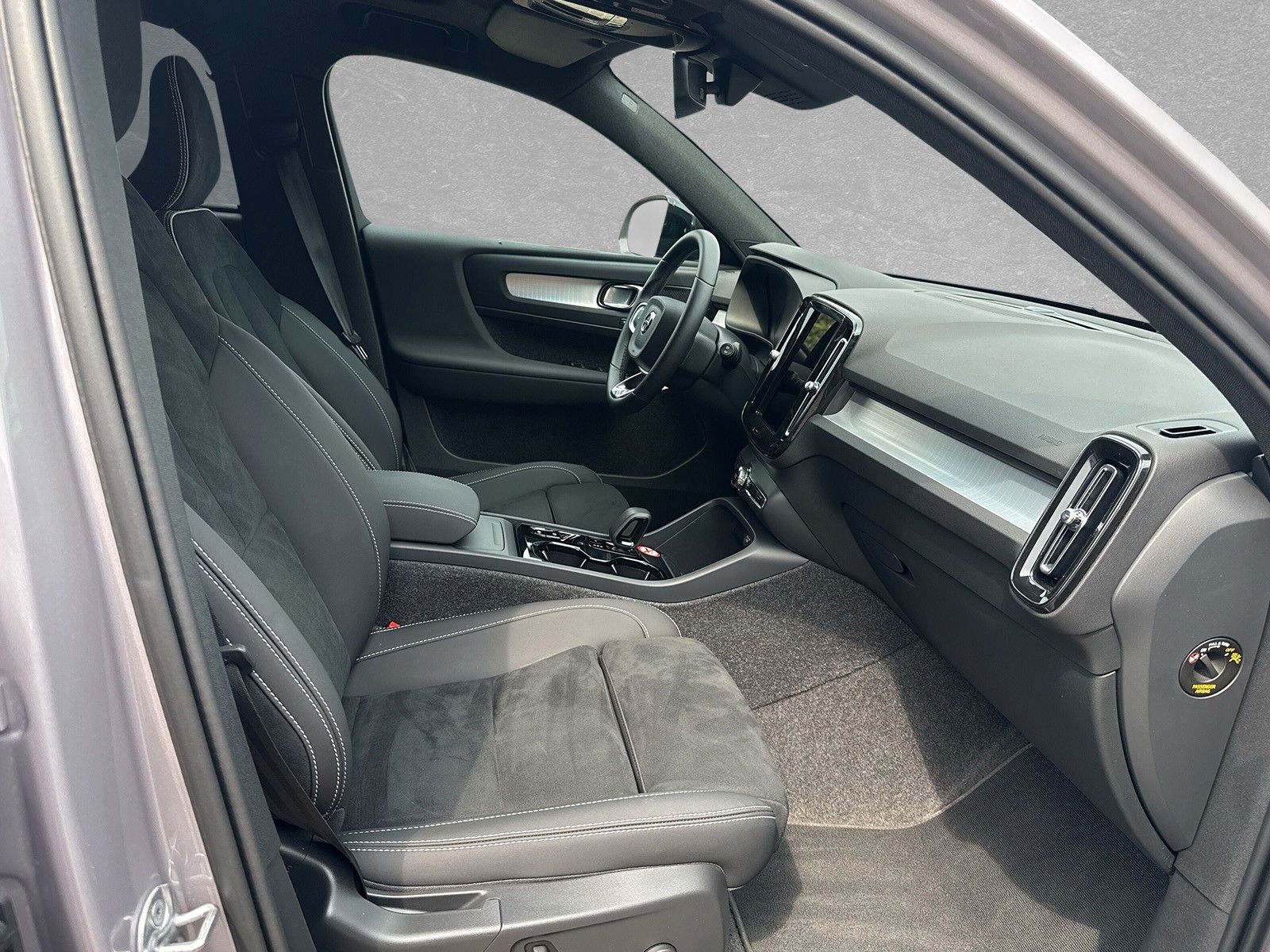 Volvo XC40 B4 Mild-Hybrid Plus Dark ACC BLIS LED foto 4