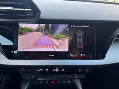 AUDI A3 Limousine 30 TFSI S line*PANO*MATRIX*ACC*