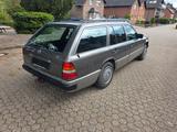 Mercedes-Benz 250 - gebrauchte Mercedes-Benz 250 aus dem Jahr 1993