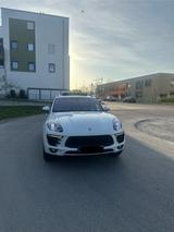 Porsche Macan S Diesel S - Porsche in München
