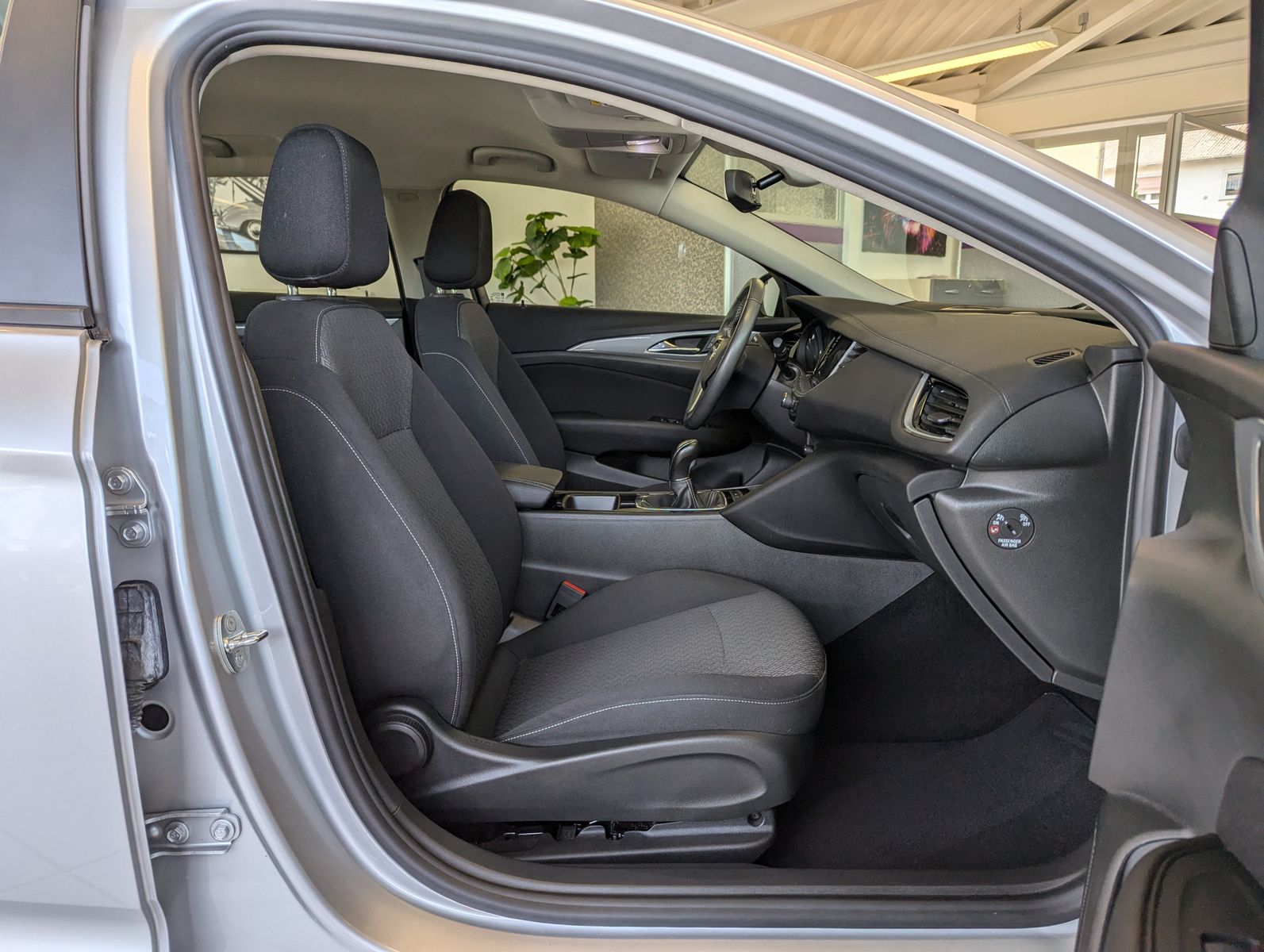 OPEL Insignia 1.6 CDTI Edition Navi-Pro SHZ Tempomat - Image 14
