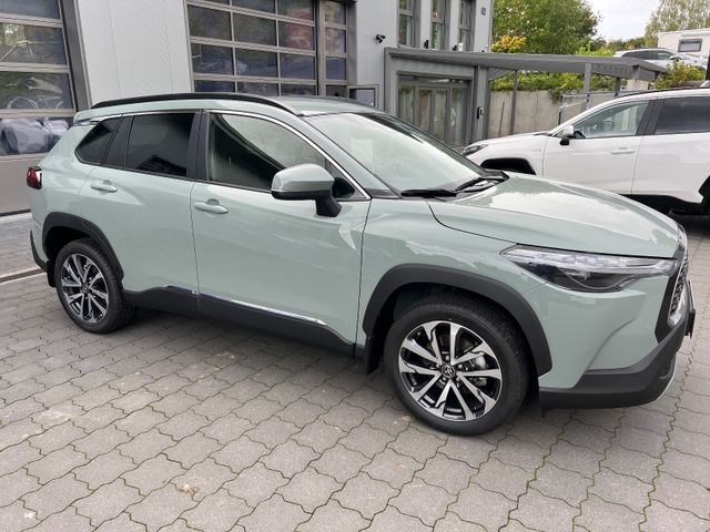 Toyota Corolla Cross 2.0  Hybrid Style Comf. alleFarben