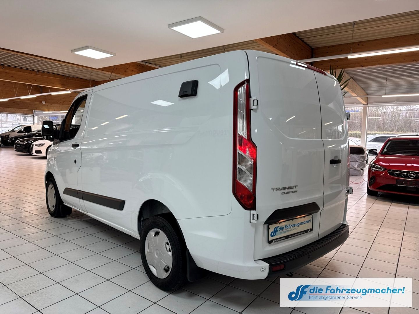 Fahrzeugabbildung Ford Transit Custom Kasten 280 L1 Trend WERKSTATT Tem