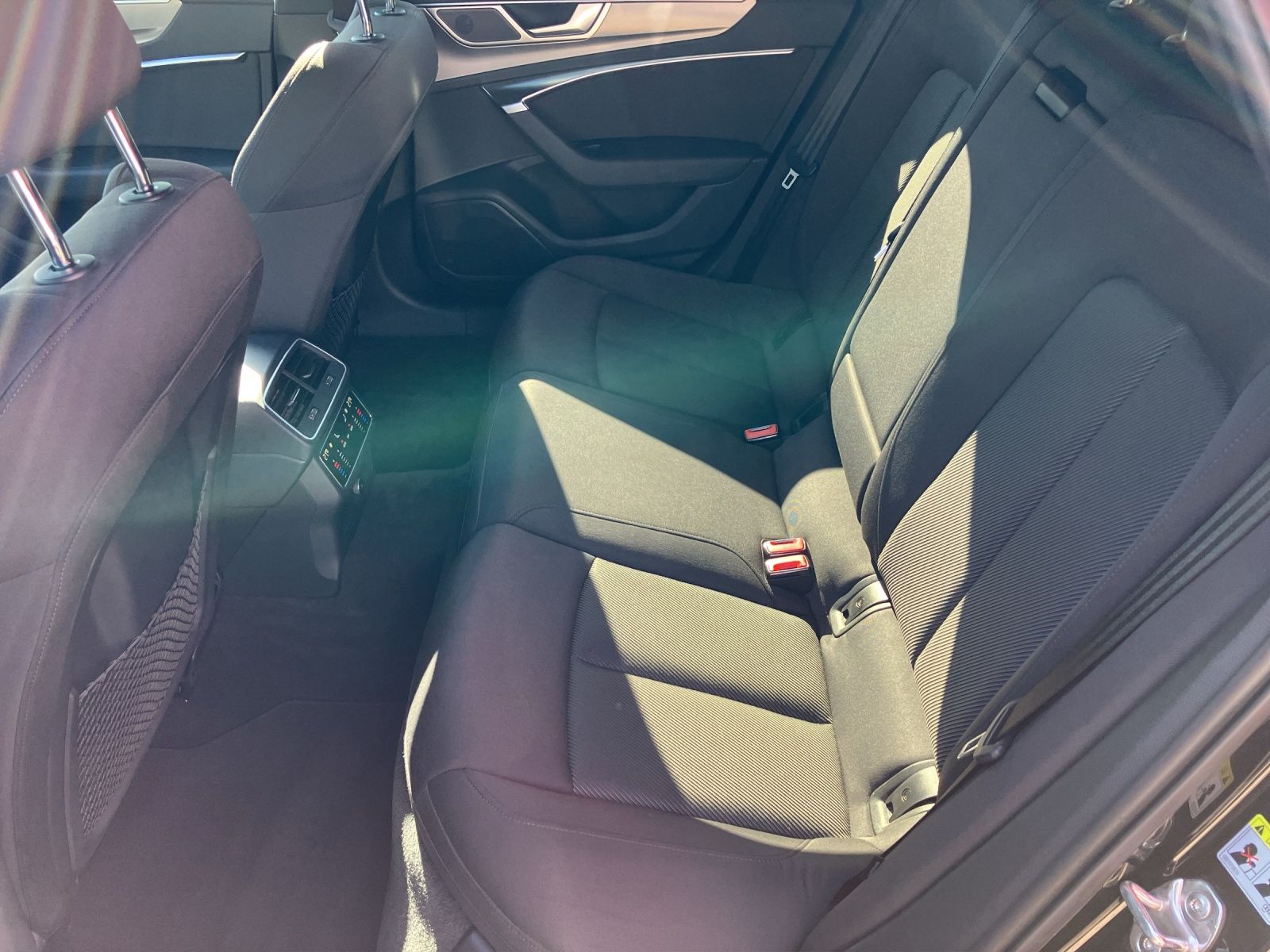 Fahrzeugabbildung Audi A6 Avant 50 TDI sport quattro Matrix AVC ACC SH