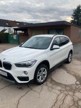 BMW X1 sDrive18d - Navi + AHK - BMW X1 in Aachen