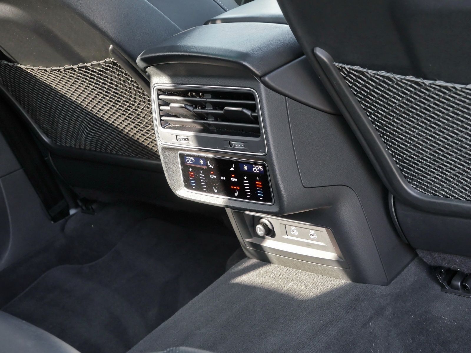 Audi RSQ8 - Bild 17