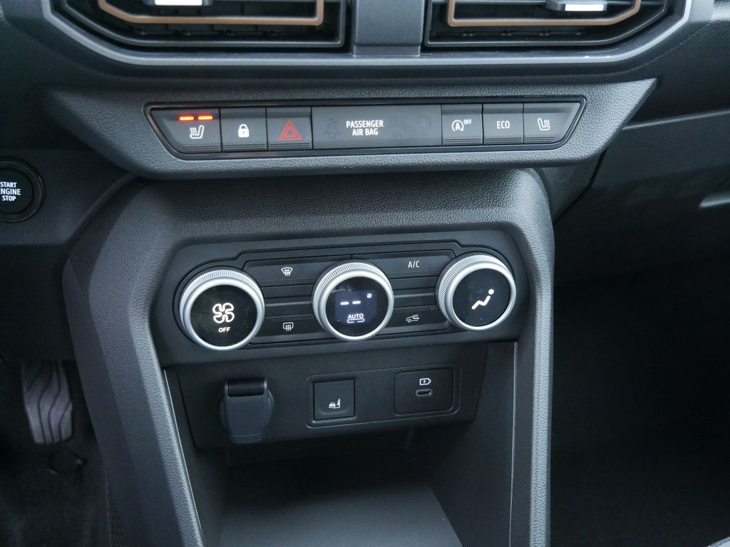 Fahrzeugabbildung Dacia Sandero Stepway Extreme+ TCe 110
