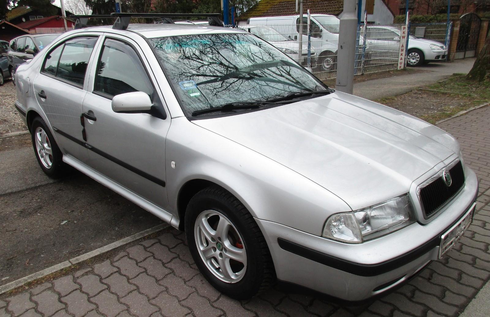 Skoda Octavia 1,6 TÜV bis 4.2027
