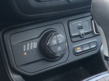 Jeep Renegade 1.3 S 4xe PHEV KAMERA LED SHZ NAVI