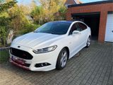 Ford Mondeo 2,0 Eco Boost Titanium - Ford Mondeo mit Benzin-Antrieb: Limousine, 2.0