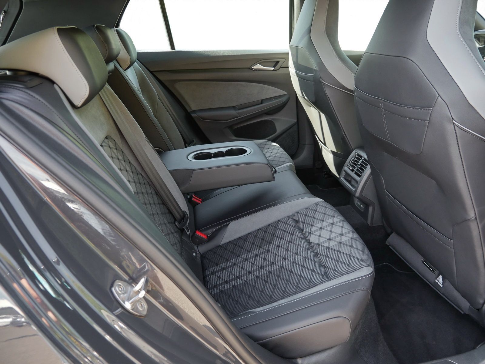 Volkswagen Golf - Bild 16