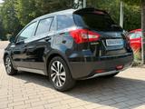 Suzuki SX4 S-Cross Comfort+ 4x4 - Suzuki SX4 mit Benzin-Antrieb
