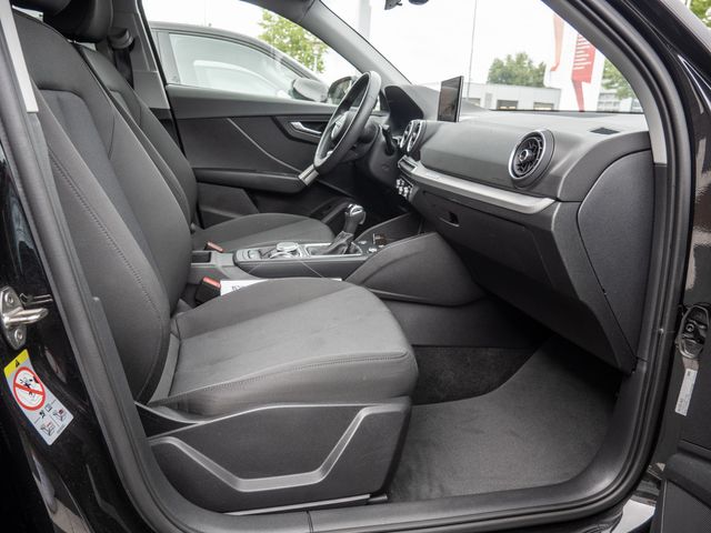 Q2 35 TFSI S tronic PDC SHZ KAMERA NAVI LED