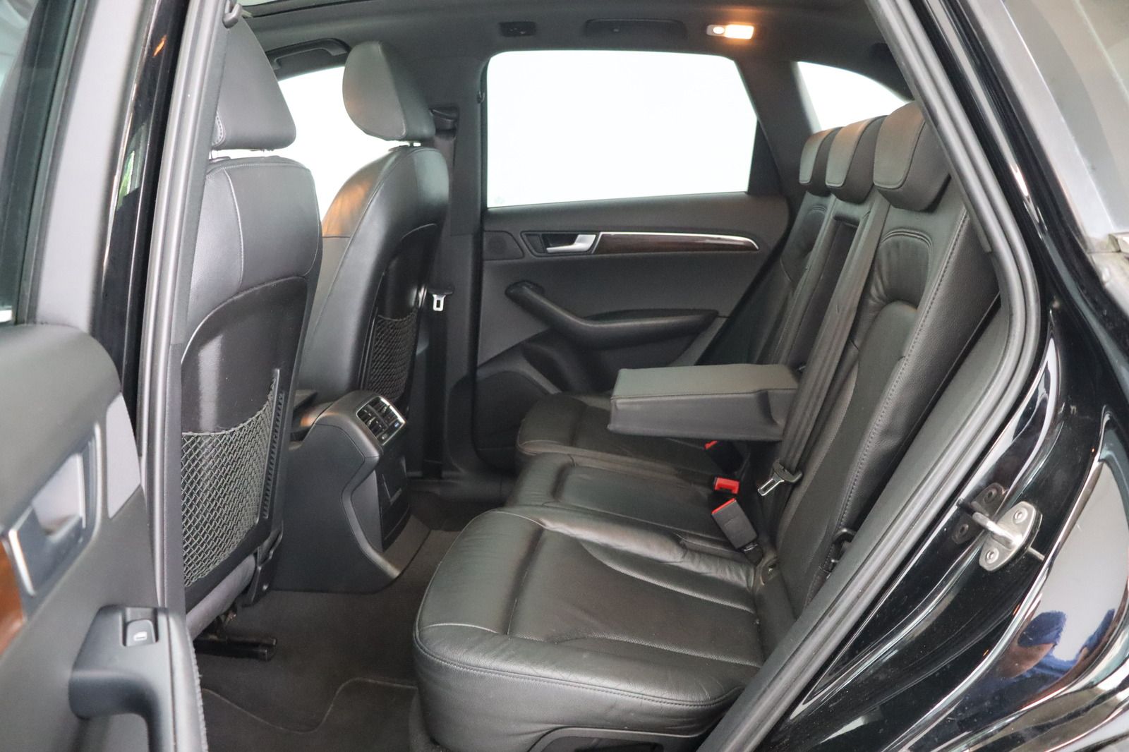 Fahrzeugabbildung Audi Q5 3.0 TDI S tronic quattro * Standhzg. * Pano