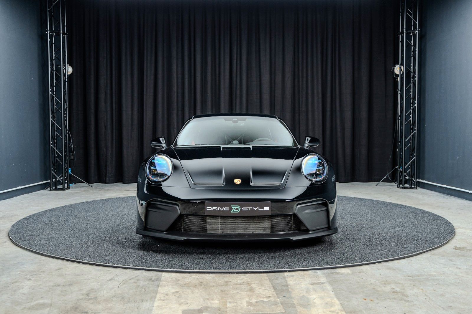 Fahrzeugabbildung Porsche GT3 + 1. Hand + 1.835 km + Lift + Carbon + BOSE