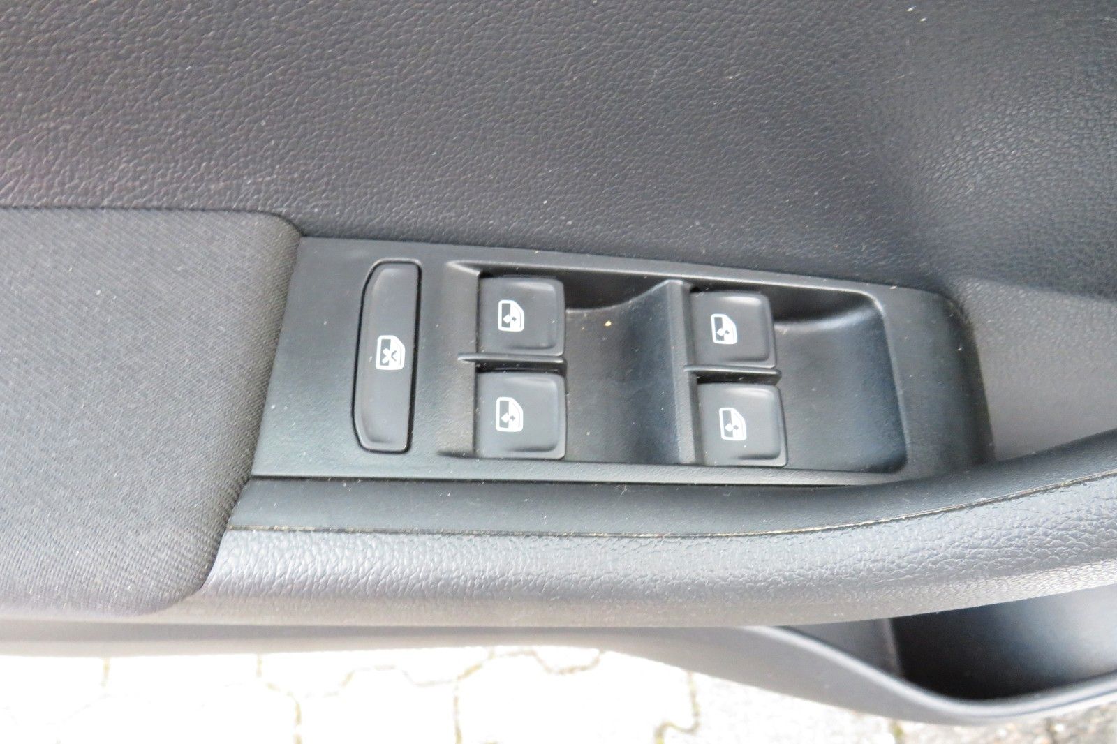 Fahrzeugabbildung SKODA Fabia Combi Ambition KLIMA SITZH. GRA PDC APP-C.