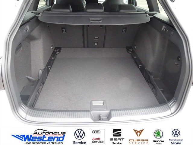 Fahrzeugabbildung Volkswagen Golf Variant R-Line 1.5l eTSI 110kW DSG AHK LED