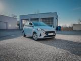 Hyundai i10 1.0 | Blaugrau | Sitz- und Lenkradheizung - Hyundai i10 Gebrauchtwagen in München
