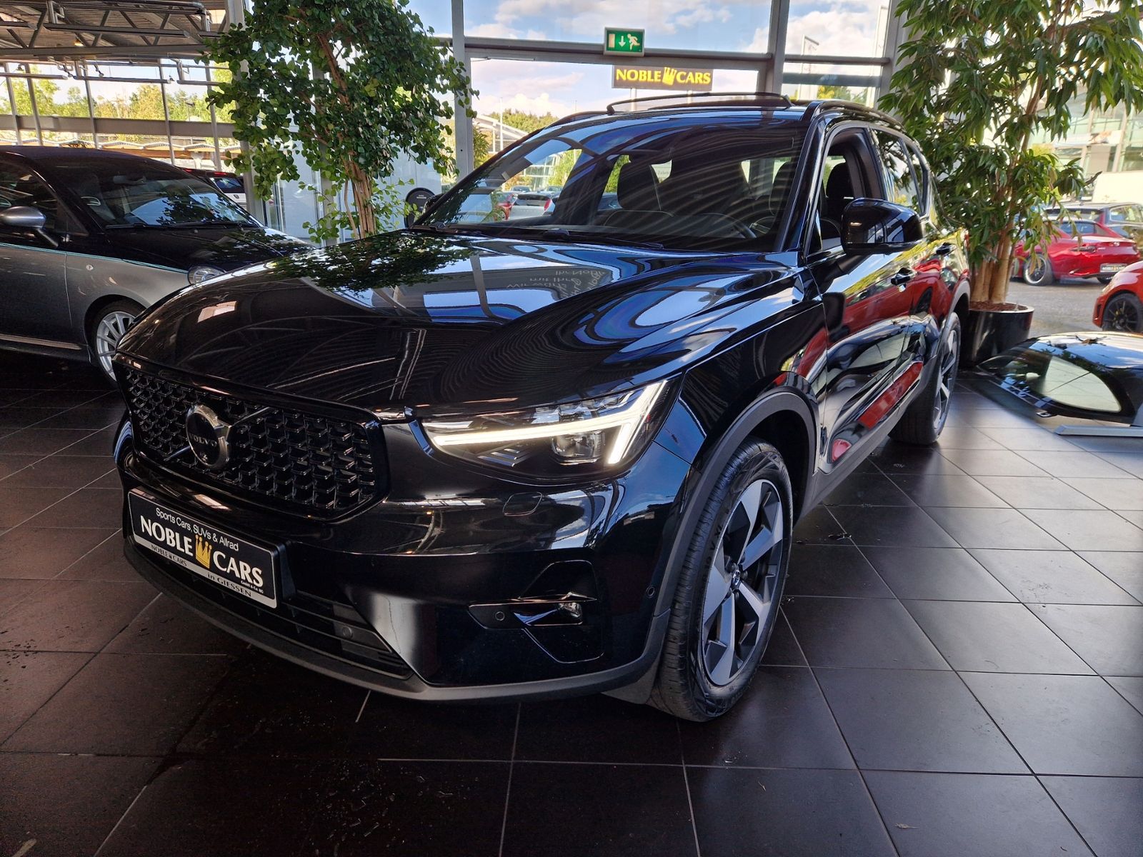 Fahrzeugabbildung Volvo XC40 Ultra Dark PANO KLIMA ALU AHK NAVI