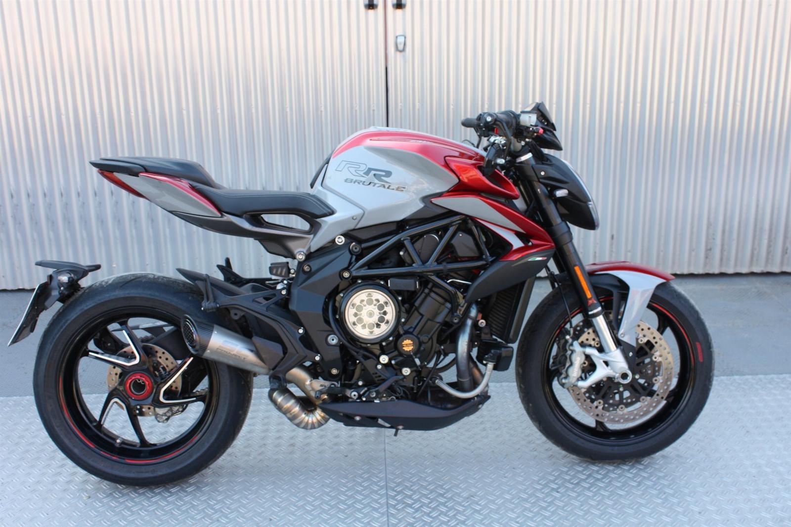 MV Agusta Brutale 800 RR SCS; inkl. SC Project
