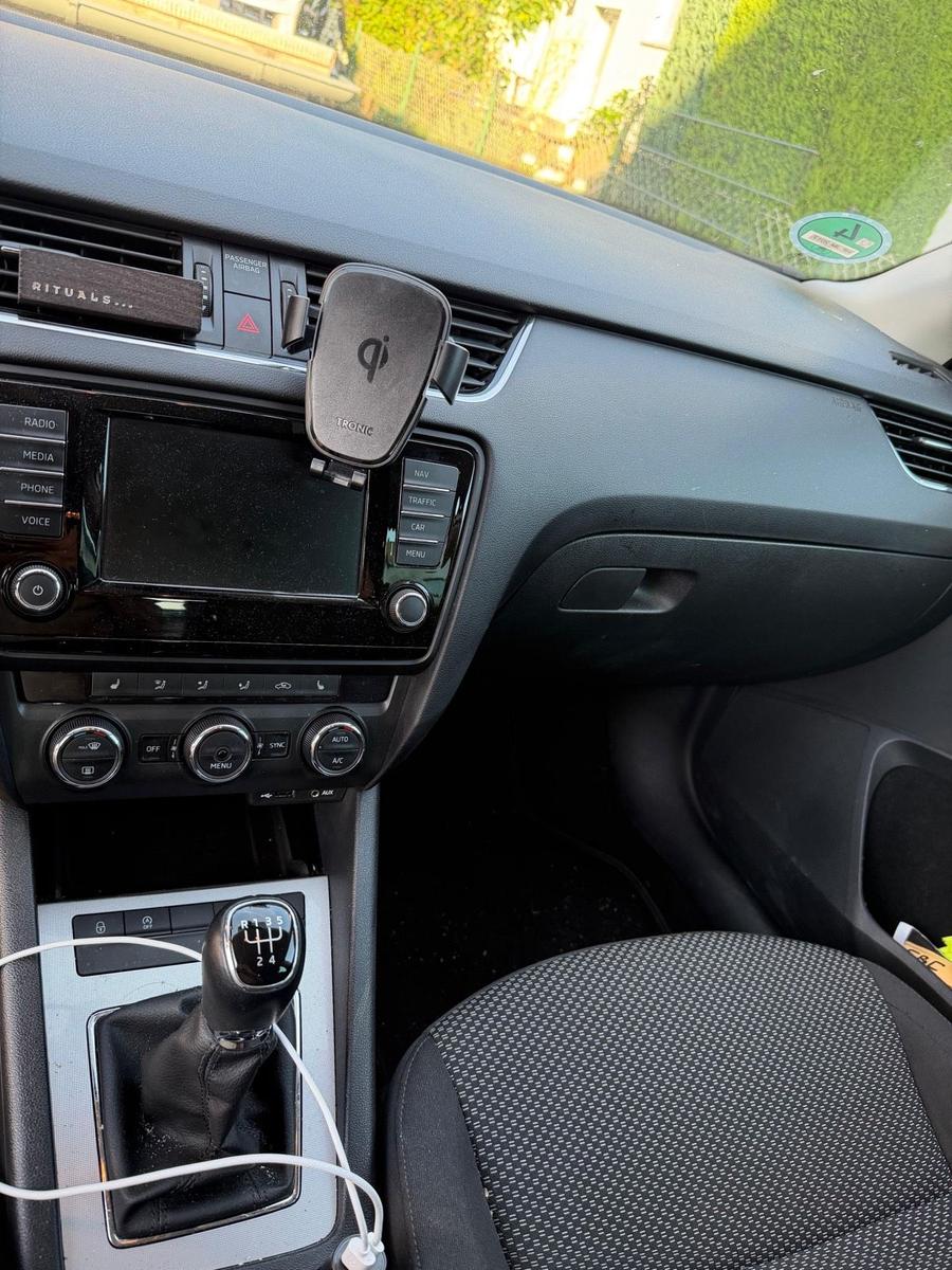 Skoda Octavia 2015 — photo 8
