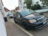 Lancia Voyager 2.8 MultiJet 16v Platinum Automatik ... - Lancia Voyager Gebrauchtwagen