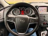 Opel Insignia 2.0 CDTI AT, 160 PS, Bi-Xen - Opel Insignia: 160