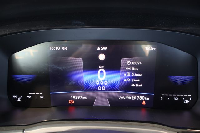 Volkswagen Touran Comfortl. 1.5 TSI AID+ACC+CARPLAY+7 SITZE