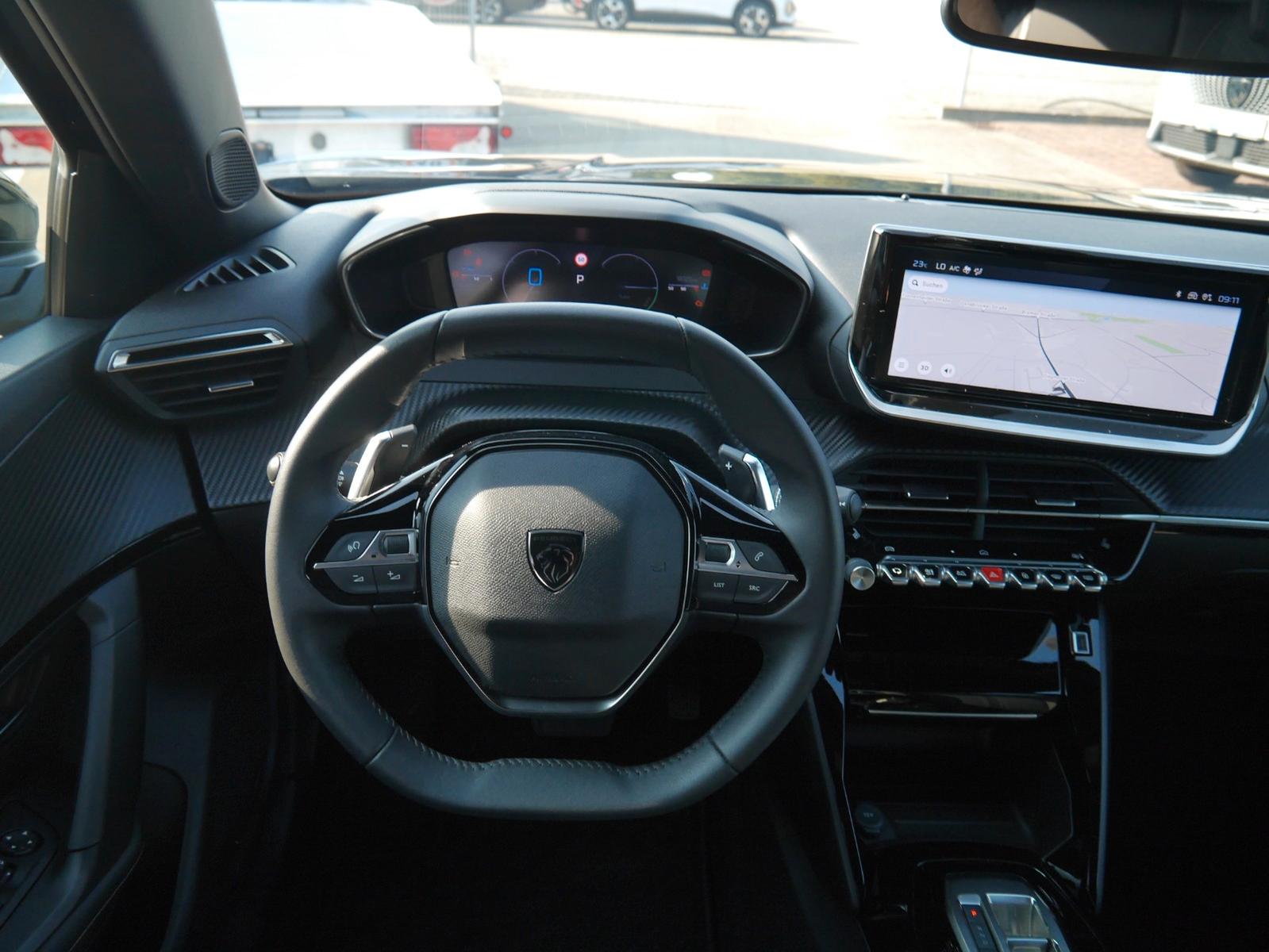 Peugeot 2008 Hybrid 145 LED/Navi/ACC/SHZ/360-Grad