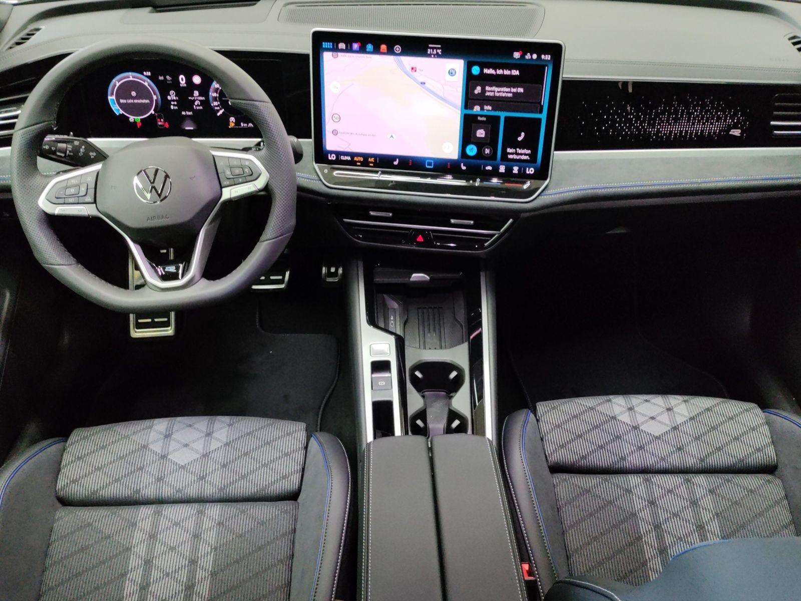 Volkswagen Passat Variant 2.0 TDI DSG 4M R-LINE LM18 MATRIX