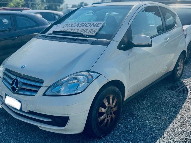 Mercedes-Benz Mercedes classe A 150 benzina adatta neopatentat