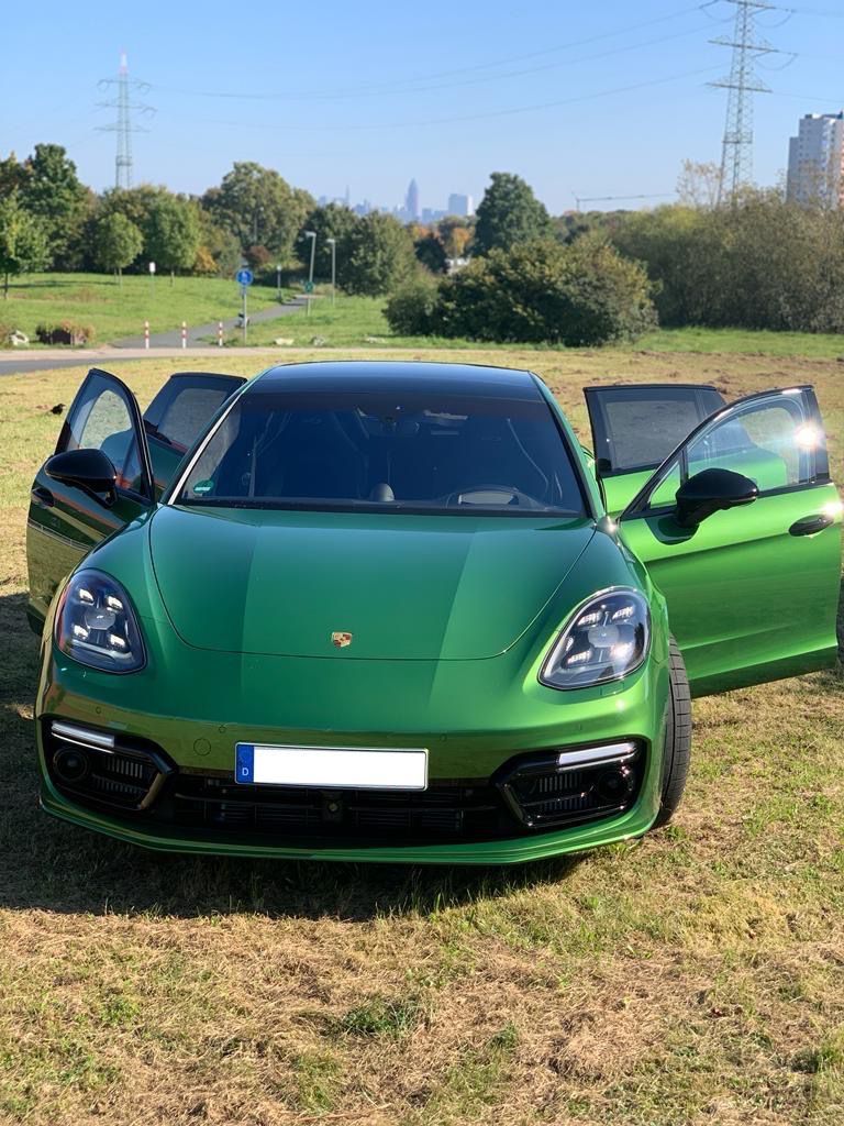 PORSCHE Panamera GTS Sport Turismo Rarität 