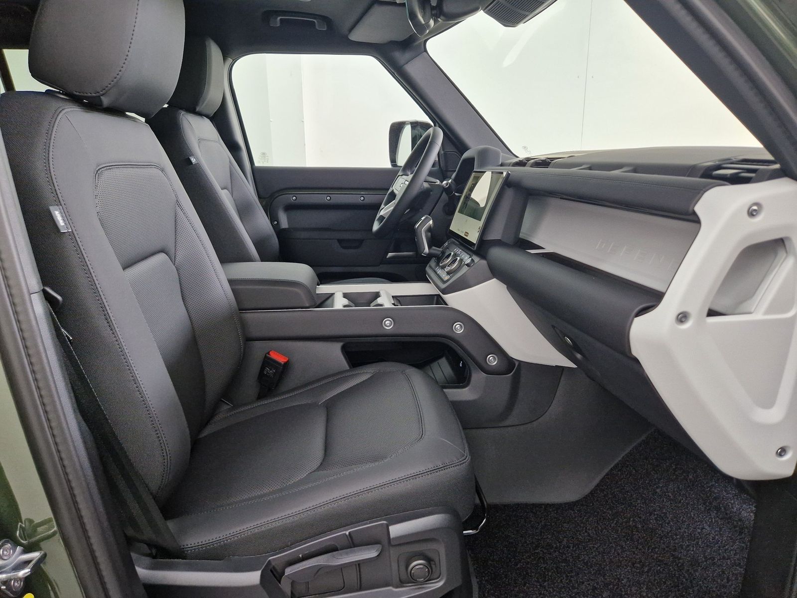 LAND ROVER Defender  110 3.0 Diesel D200 S – Bild 13