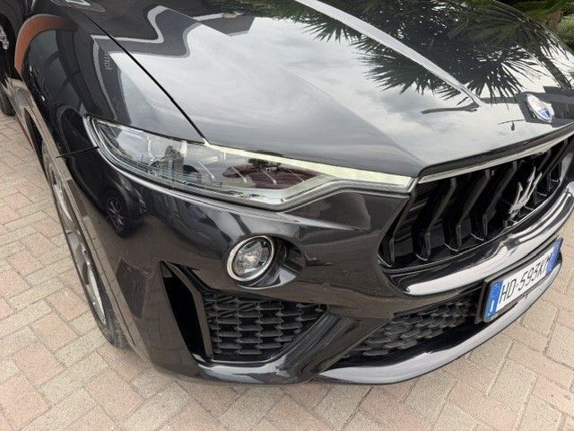 Maserati Levante V6 350 CV Q4 Gransport imagem 2